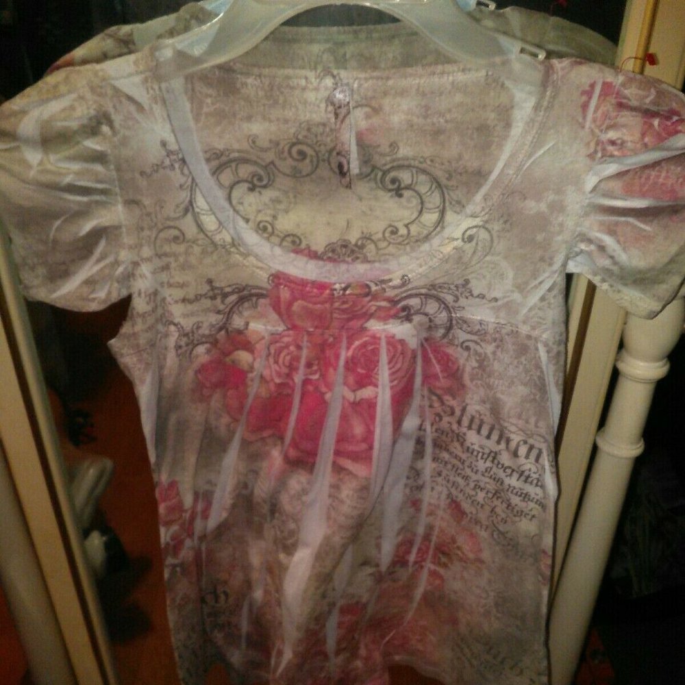 LN Live and let live Beautiful Blouse SZ M